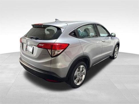 Used 2021 Honda HR-V LX image 5