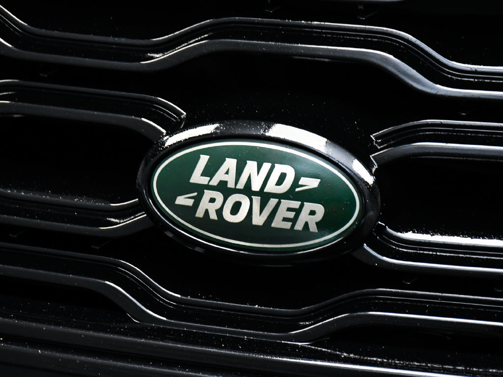 Used 2022 Land Rover Range Rover Sport SVR AWD/4WD image 95