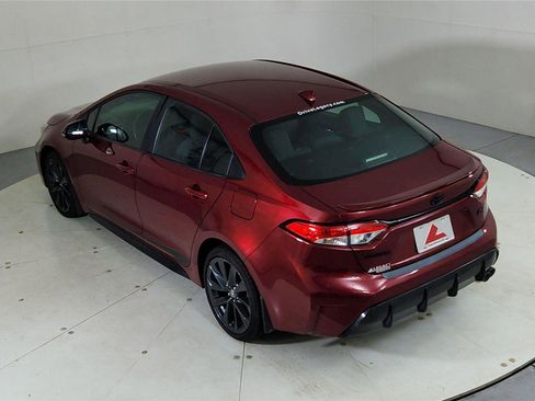 Used 2024 Toyota Corolla SE image 39