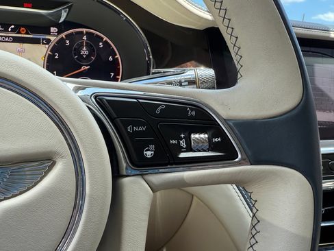 Used 2020 Bentley Flying Spur W12 AWD/4WD image 41