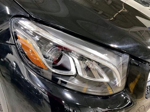 Used 2019 Mercedes-Benz GLC 300 4MATIC Coupe image 29