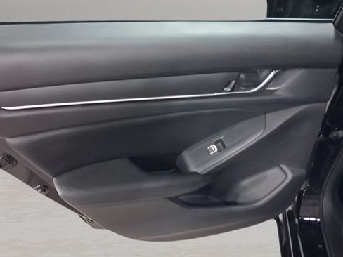 Used 2022 Honda Accord Sport image 24