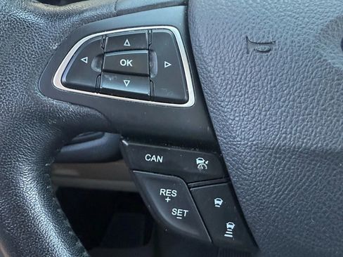 Used 2018 Ford Escape SEL w/ Ford Safe & Smart Package image 29