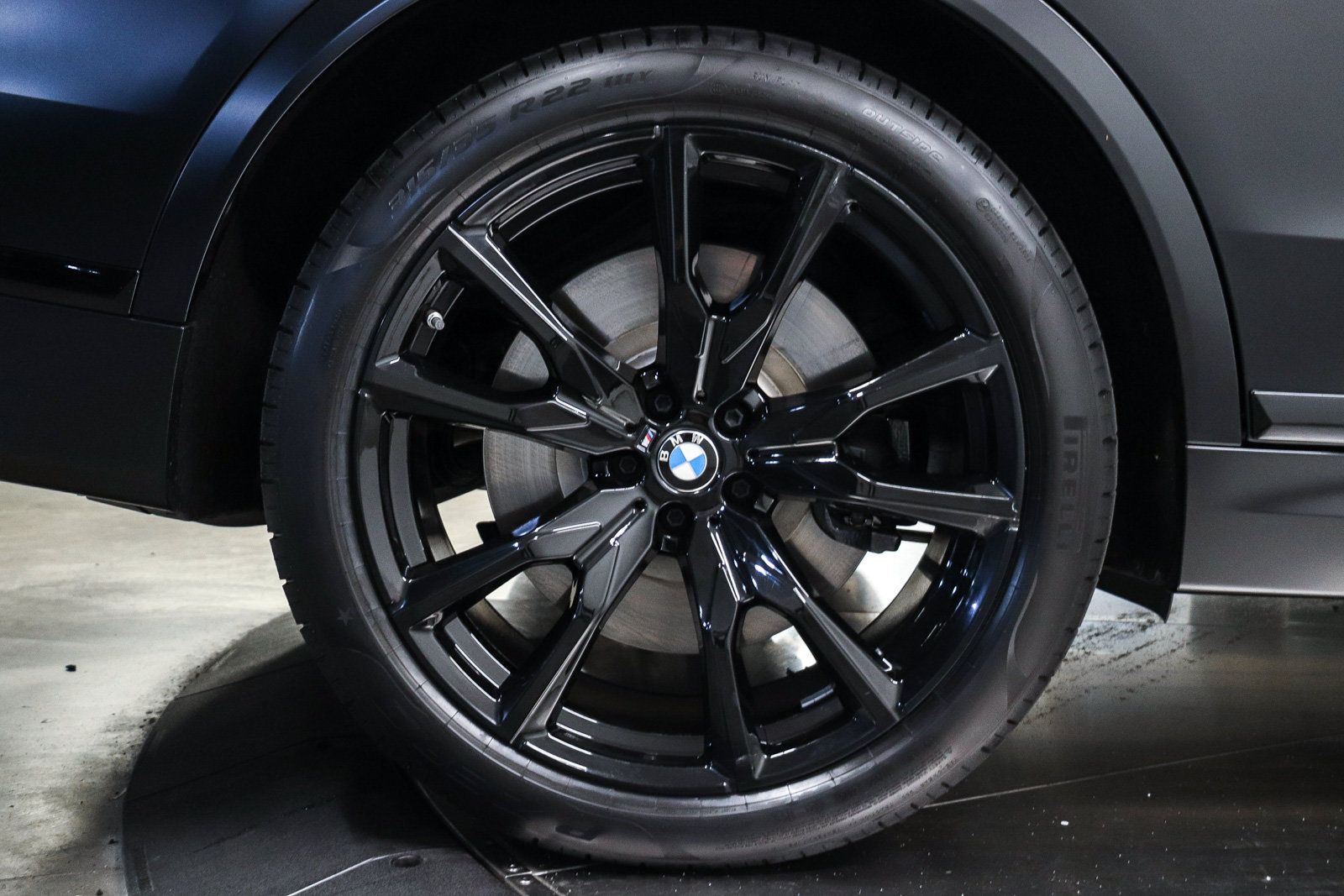 Certified 2024 BMW X7 M60i w/ Executive Package AWD/4WD image 13