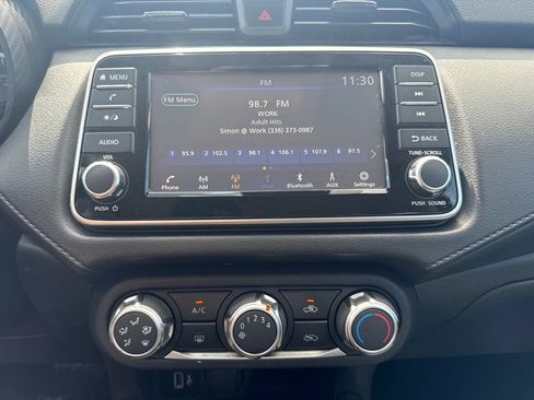 Used 2024 Nissan Versa S w/ S Plus Package FWD image 9