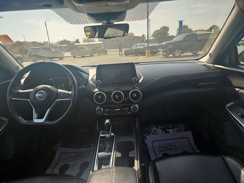 Used 2022 Nissan Sentra SR w/ Trunk Package image 14