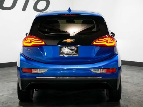 Used 2021 Chevrolet Bolt LT FWD image 4