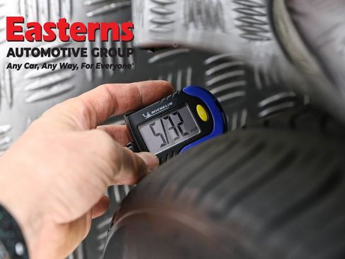 Used 2023 Tesla Model 3 Standard Range image 24