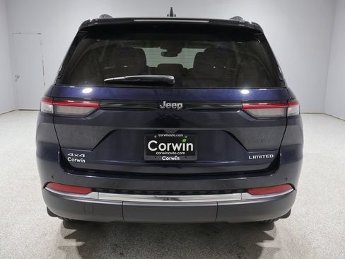 Certified 2023 Jeep Grand Cherokee Limited w/ Trailer Tow Prep Group (B) AWD/4WD image 4
