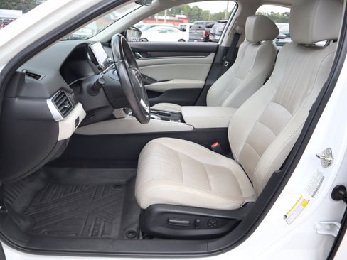 Used 2018 Honda Accord EX-L image 13