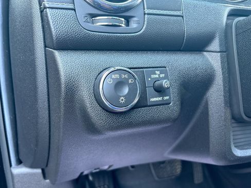 Used 2016 Buick Enclave Leather AWD/4WD image 19