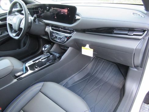 New 2026 Buick Envista Sport Touring w/ Advanced Safety Package FWD image 10