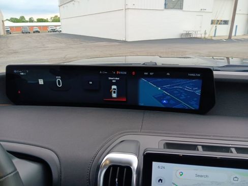 Used 2025 Ford Expedition Tremor AWD/4WD image 22
