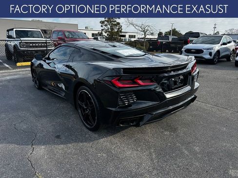 Used 2025 Chevrolet Corvette Stingray Preferred Cpe w/ 2LT image 3