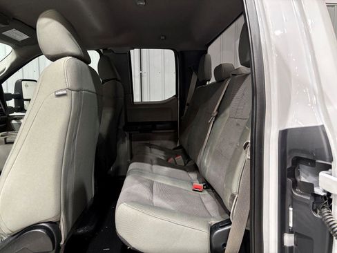Used 2019 Ford F250 XL w/ XL Value Package AWD/4WD image 13