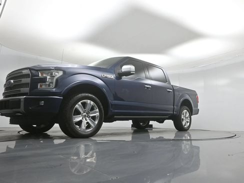 Used 2016 Ford F150 Platinum w/ Equipment Group 701A Luxury AWD/4WD image 43