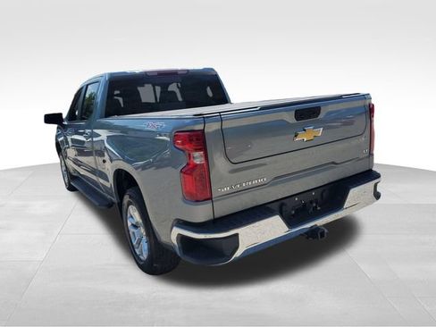 Used 2025 Chevrolet Silverado 1500 LT w/ Convenience Package II AWD/4WD image 6