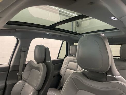 Used 2020 Lincoln Aviator Reserve w/ Equipment Group 202A AWD/4WD image 13