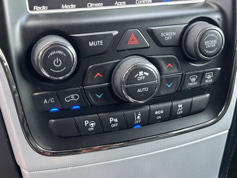 Used 2018 Jeep Grand Cherokee Trackhawk AWD/4WD image 19