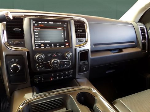 Used 2018 RAM 3500 Laramie w/ Sport Appearance Group image 20