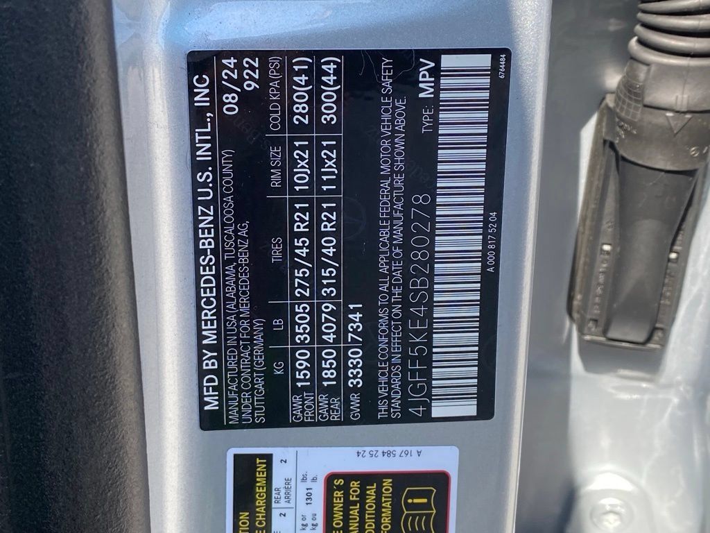Used 2025 Mercedes-Benz GLS 450 4MATIC image 32