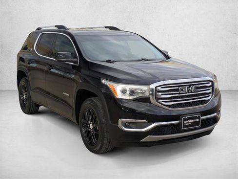 Used 2019 GMC Acadia SLT w/ LPO, Floor Liner Package image 3