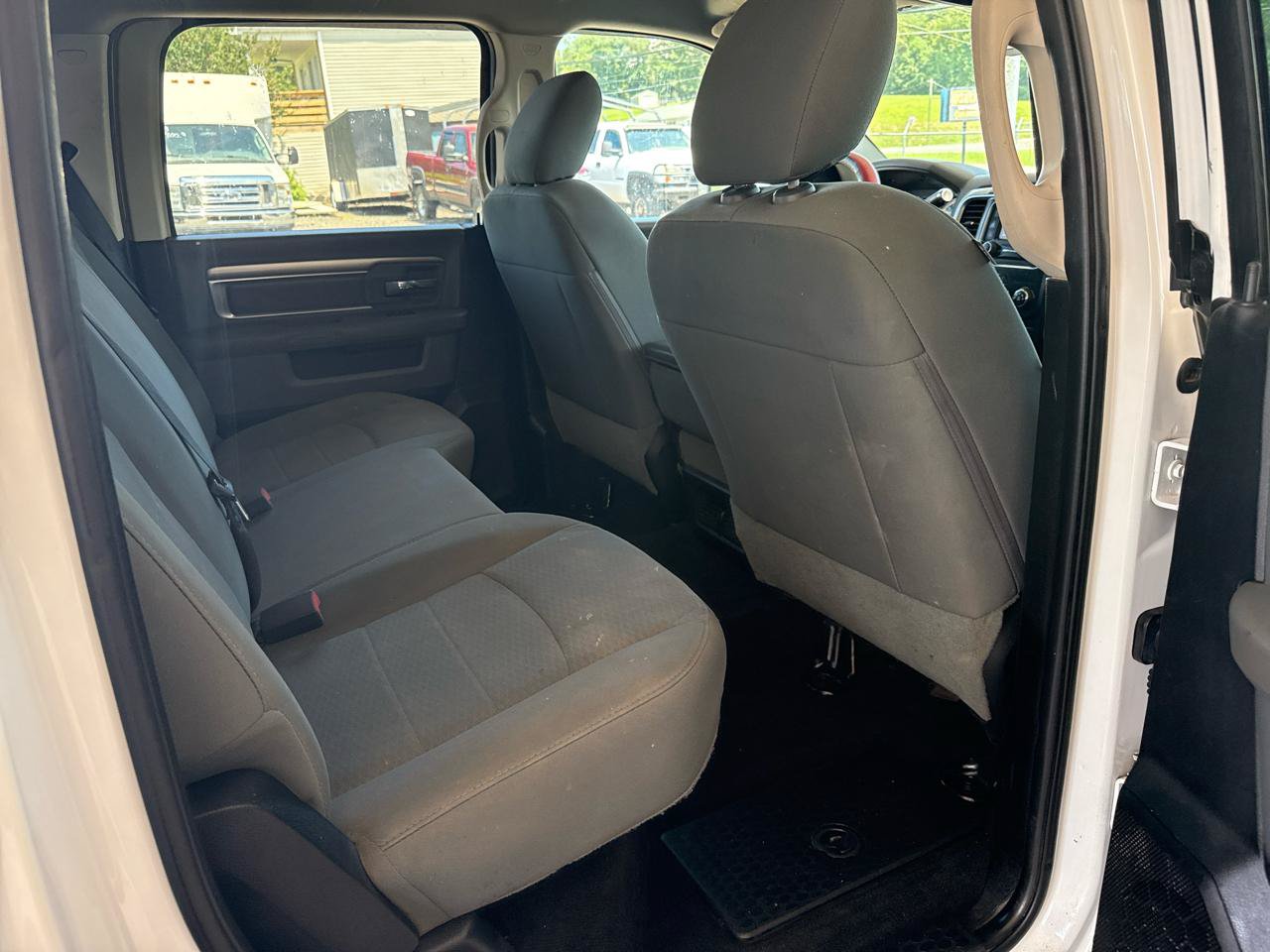 Used 2016 RAM 2500 SLT AWD/4WD image 14