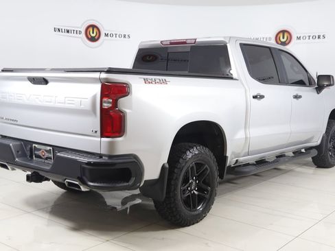 Used 2019 Chevrolet Silverado 1500 LT Trail Boss AWD/4WD image 3