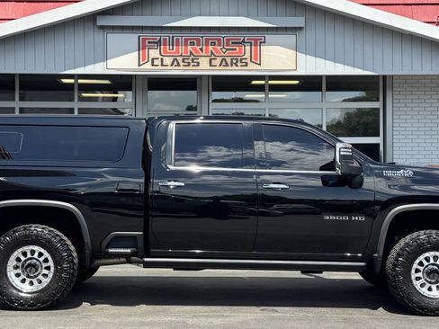 Used 2022 Chevrolet Silverado 3500 High Country w/ Z71 Off-Road Package AWD/4WD image 2