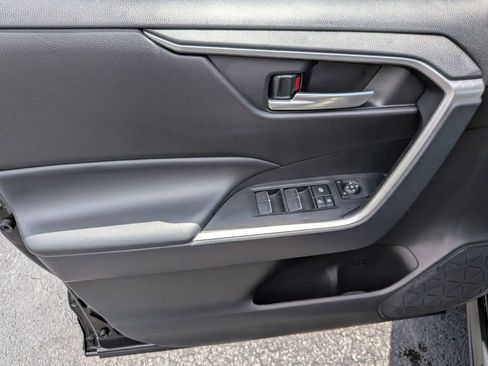 Used 2025 Toyota RAV4 XLE image 11