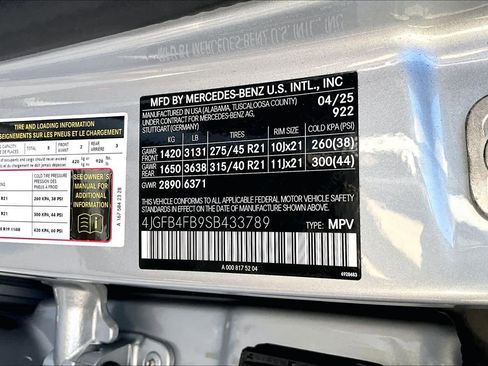 Used 2025 Mercedes-Benz GLE 350 4MATIC image 37