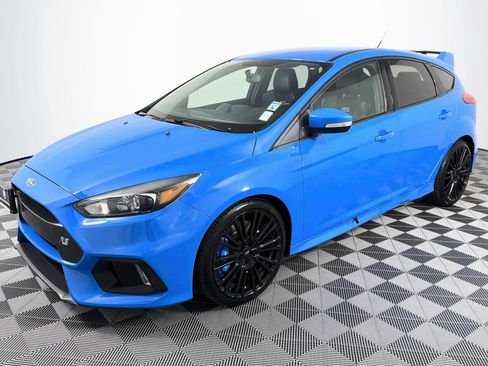 Used 2017 Ford Focus RS AWD/4WD image 6