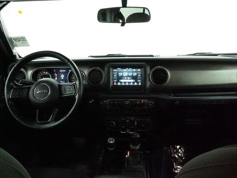Used 2021 Jeep Wrangler Unlimited Sport image 14