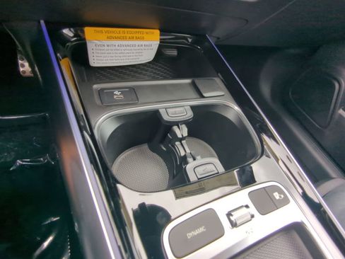 New 2025 Mercedes-Benz GLA 250 image 8