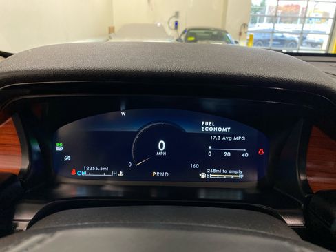 Used 2023 Lincoln Aviator Reserve w/ Equipment Group 201A image 23