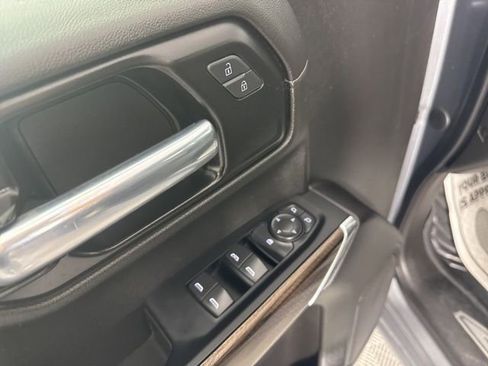 Used 2021 Chevrolet Silverado 1500 LT Trail Boss w/ Bed Protection Package image 25