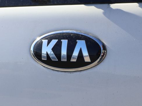 Used 2018 Kia Soul ! image 17