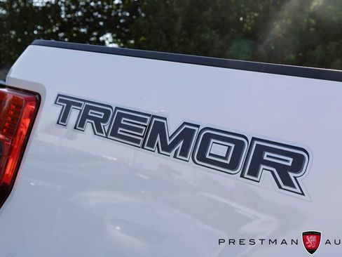 Used 2022 Ford F250 Lariat w/ Tremor Off-Road Package AWD/4WD image 11