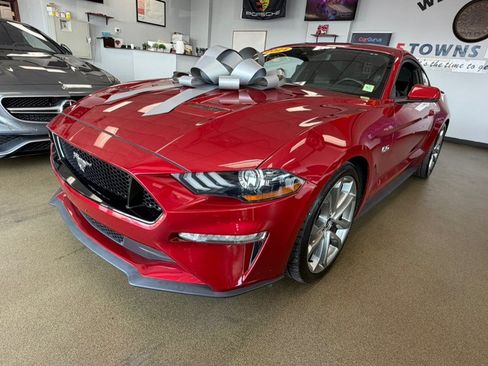 Used 2021 Ford Mustang GT Premium w/ Equipment Group 401A RWD image 6