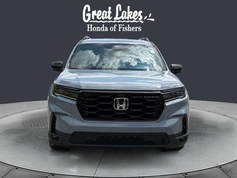 Used 2025 Honda Pilot Black Edition image 8