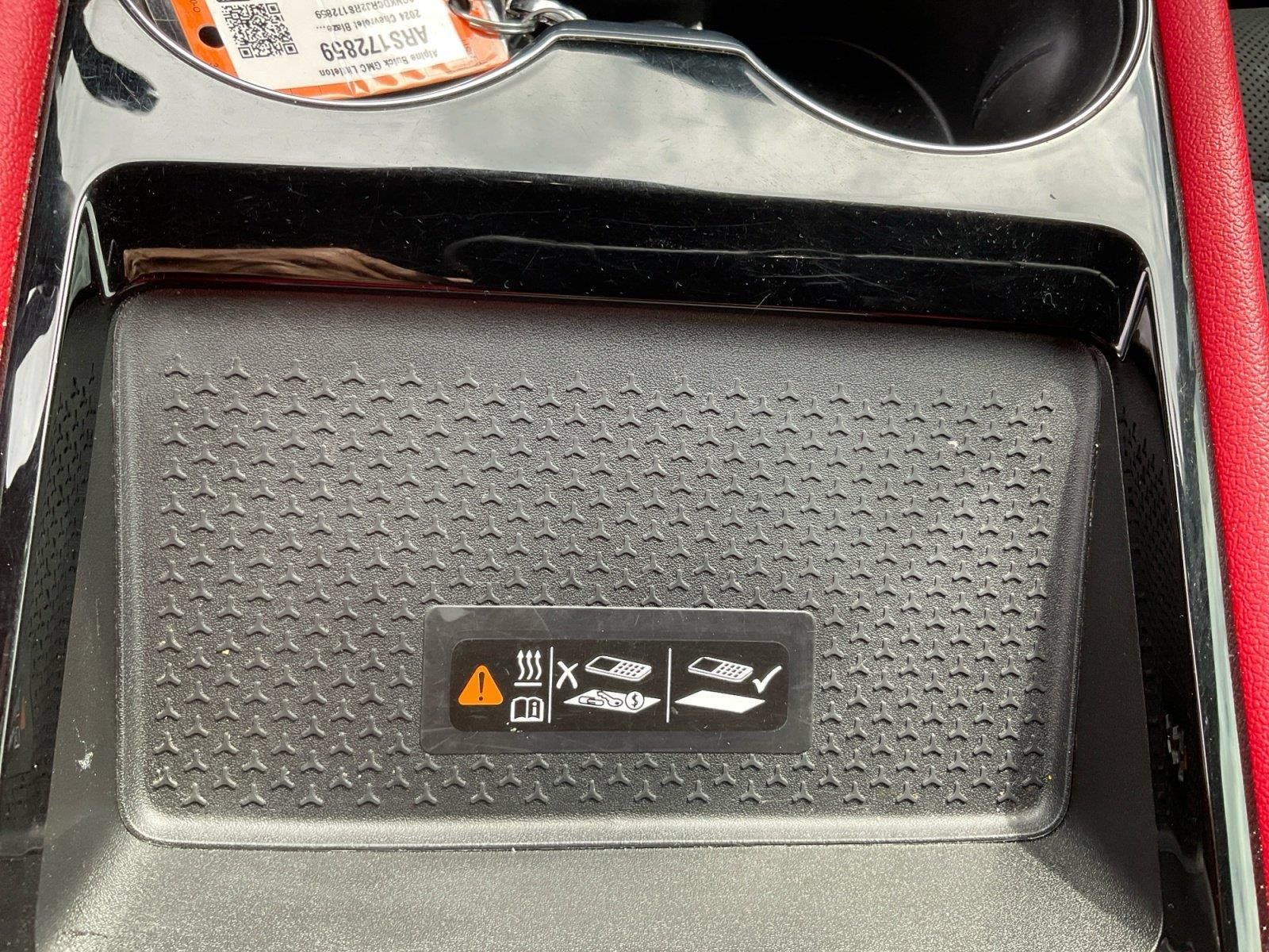 Used 2024 Chevrolet Blazer EV RS AWD/4WD image 19