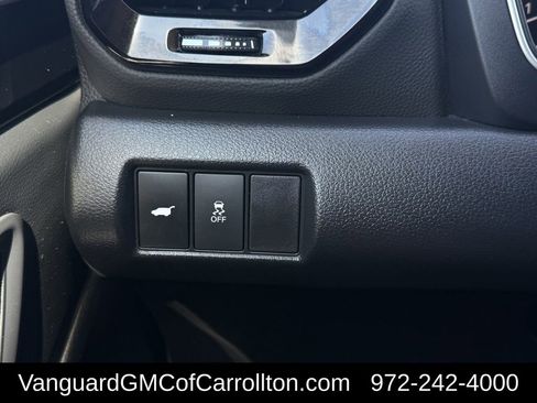 Used 2025 Honda Pilot Touring image 24