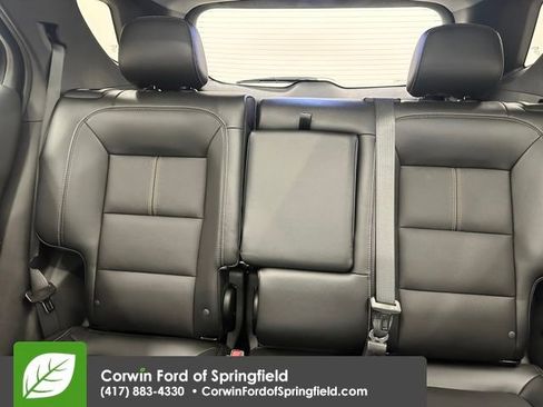 Used 2023 Chevrolet Equinox Premier image 23