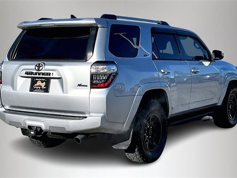 Used 2021 Toyota 4Runner SR5 Premium image 5