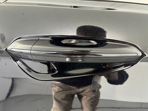 Used 2019 Ford Fusion SE FWD image 47
