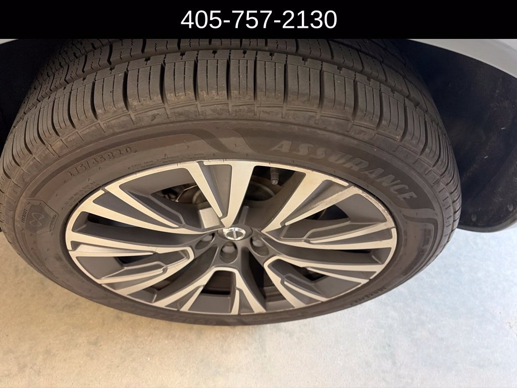 Used 2020 Volvo XC90 T5 Momentum AWD/4WD image 8