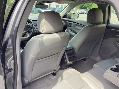 Used 2019 Chevrolet Impala LS FWD image 15