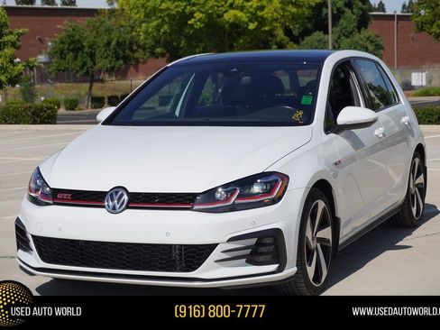 Used 2019 Volkswagen GTI SE FWD image 1