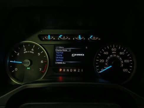 Used 2016 Ford F150 XLT w/ Equipment Group 301A Mid image 26