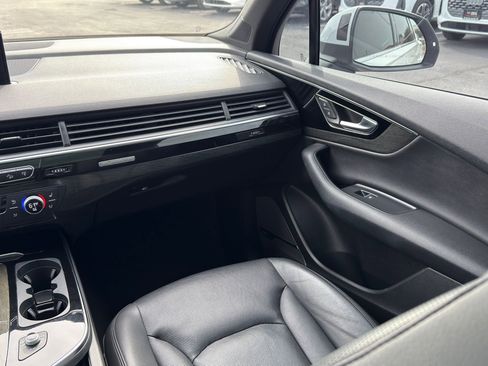 Used 2017 Audi Q7 2.0T Premium Plus w/ Premium Plus Package image 23